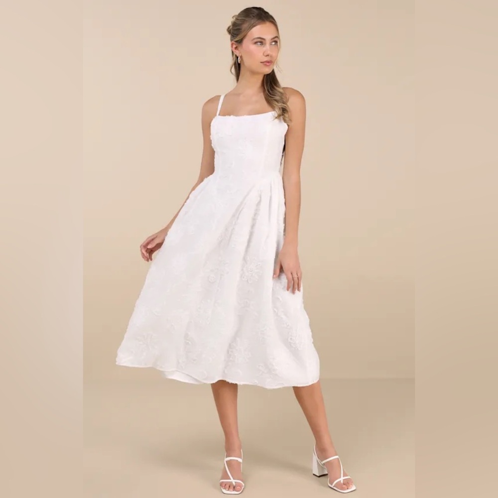 NWT Lulus Teodora White Floral Applique Lace-Up Midi Dress